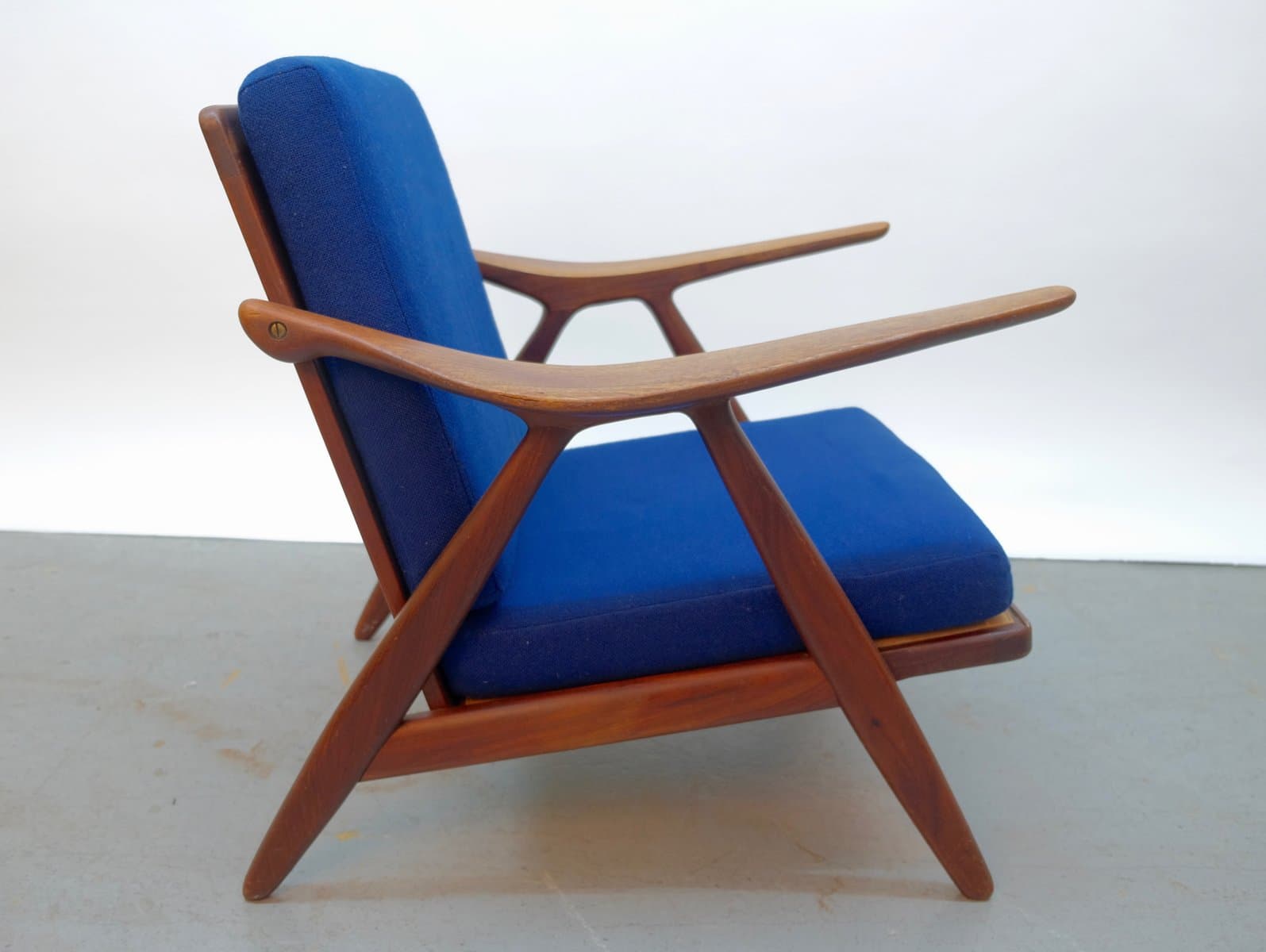 Entdecken Sie Vintage Sessel im Industrie-Stil: Stilvolle Sitzmöbel bei Mokana Meubelen