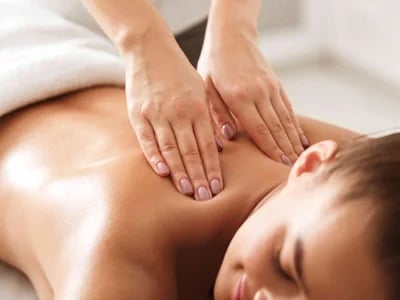 Massage mit Happy End: Perfekte Entspannung mit sinnlichem Abschluss