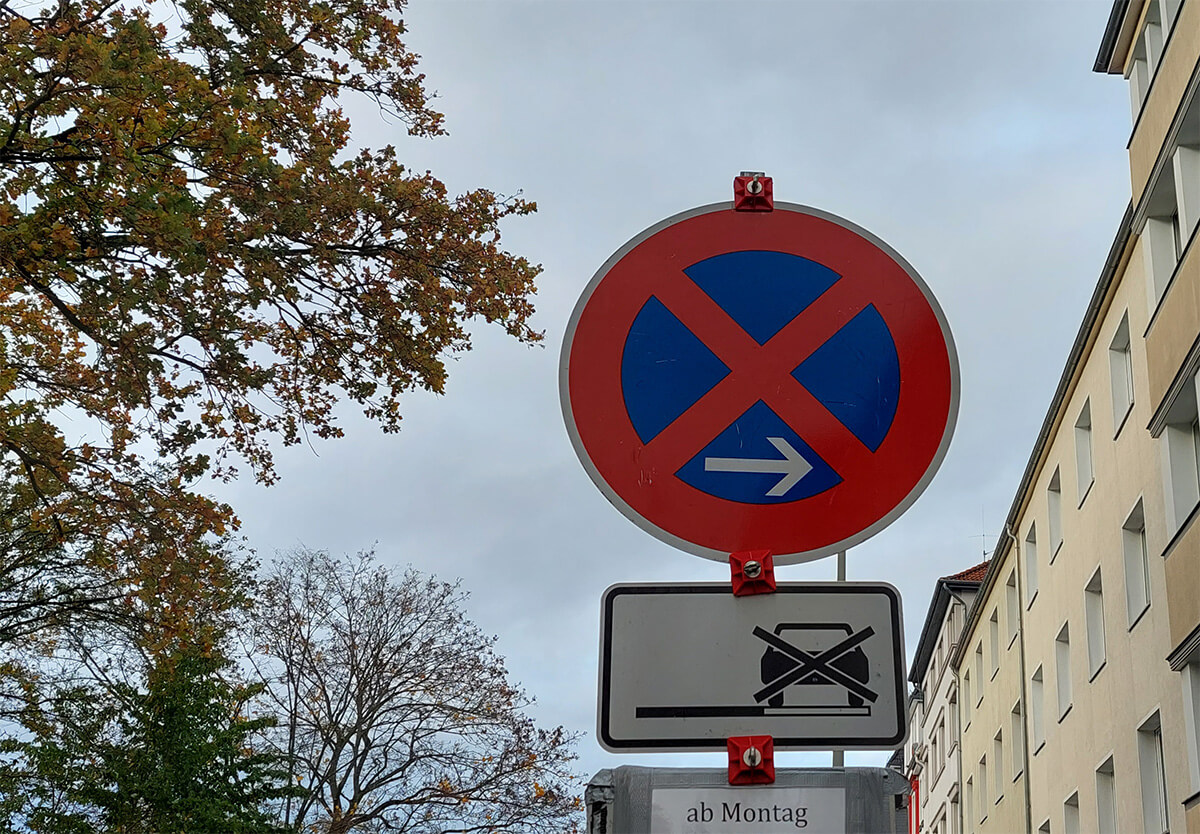 Halteverbot Berlin beantragen: Ihre Zone in wenigen Minuten online sichern